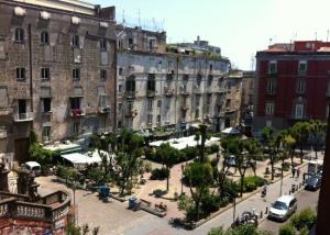 piazza bellini trip advisor